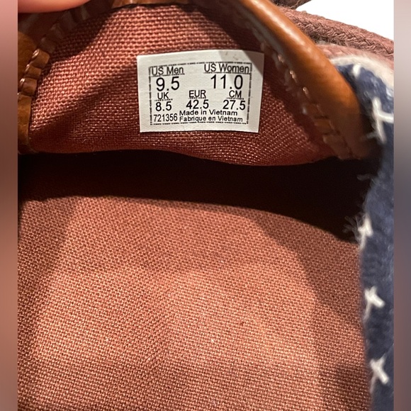 Vans, mens size 9.5 - Picture 4 of 4